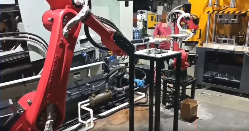 Five-axis and six-axis joint robots1 Five-axis and six-axis joint robots1